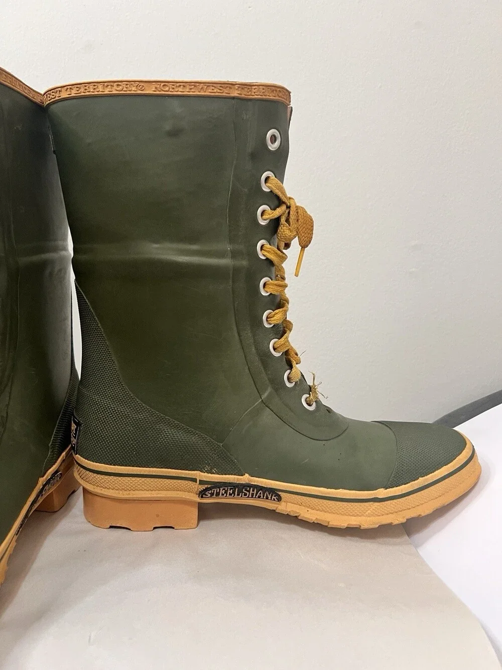Vintage Northwest Territory Insulated Waterproof Rubber Boots Size 11
